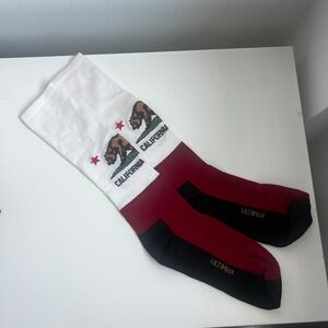 Wigwam Ultimax California Republic Bear Flag Crew Socks White Red Black